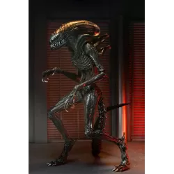 Alien: Romulus figurine Ultimate Scorched Xenomorph Neca