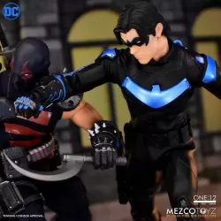 DC Comics figurine Nightwing Mezco Toys