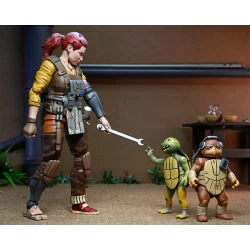 Tortues Ninja (The Last Ronin The Lost Years) figurine Synja Grammy April with Baby Yi & Moja Neca