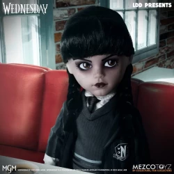 Wednesday LDD Presents poupée Wednesday Nevermore Academy Uniform Mezco Toys