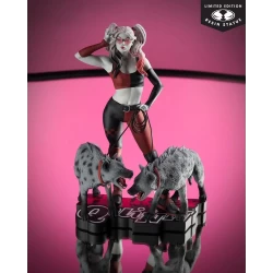 DC Direct figurine Harley Quinn: Red, White & Black Harley Quinn by Jenny Frison McFarlane Toys