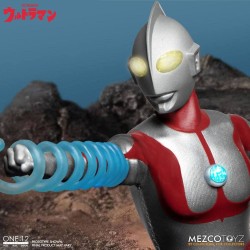 Ultraman figurine lumineuse 1/12 Mezco Toys