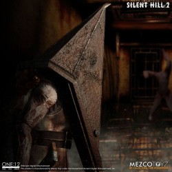 Silent Hill 2 figurine Red Pyramid Thing Mezco Toys