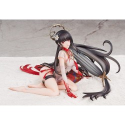 Punishing: Gray Raven figurine Qu: Crimson Blessing Luminous Box