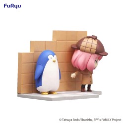 Spy x Family figurine Hold Figure Anya & Penguin Furyu