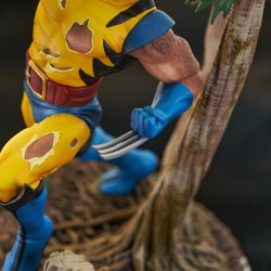 Marvel Gallery diorama 90's Comic Wolverine Diamond Select